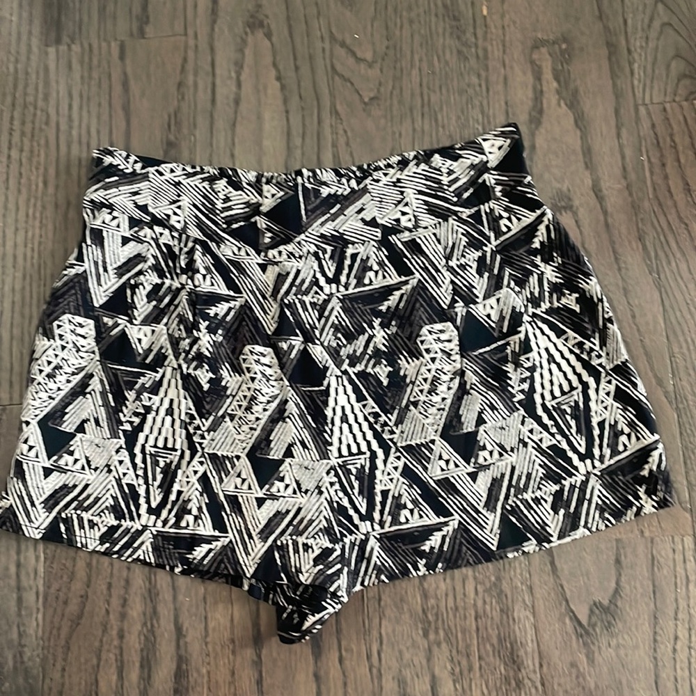 UO Ecote Pull on short